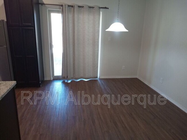 Foto del edificio - 10043 Sacate Blanco Ave SW