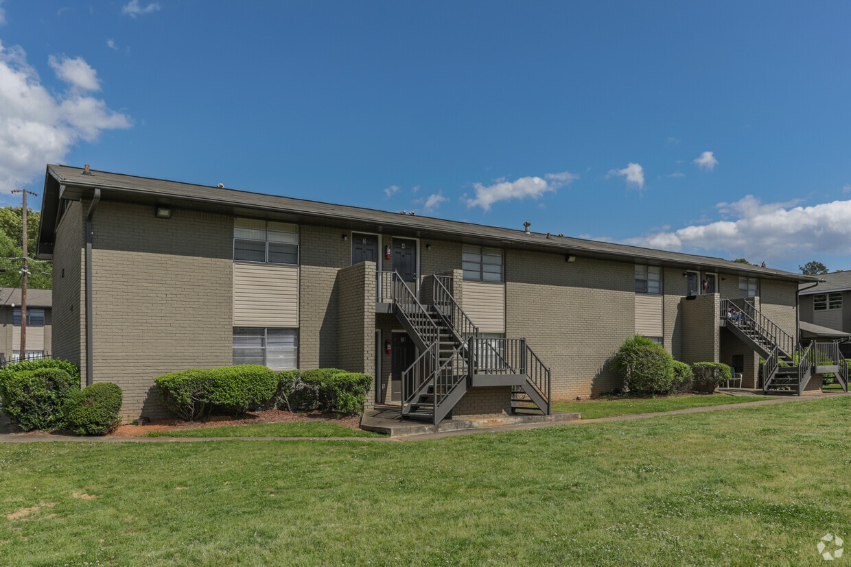 Polaris at East Point Apartments 3072 Washington Rd East Point, GA