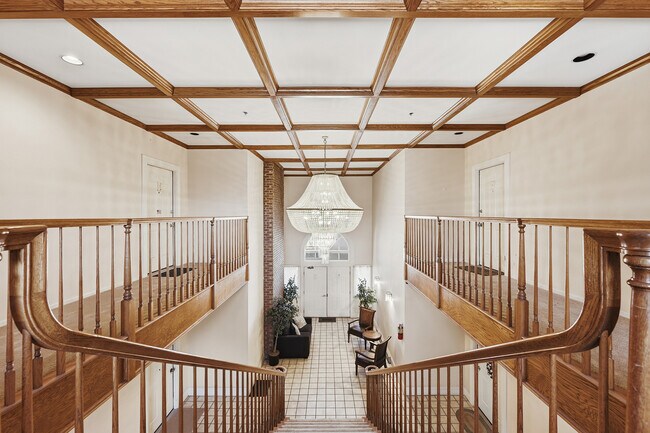 Foto del edificio - 4501 Regency Dr