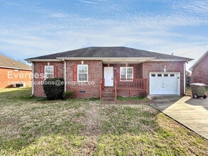 Building Photo - 503 Castleview Dr