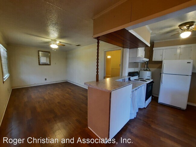 Foto del edificio - 2 br, 1 bath House - 923 Lewis Place