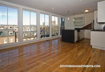 Building Photo - 656 Massachusetts Ave