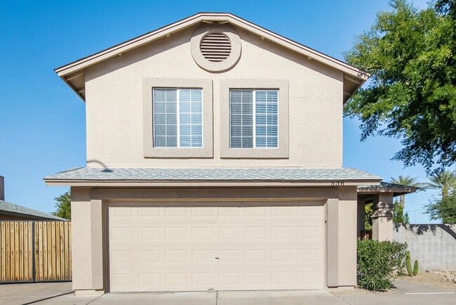 Building Photo - 536 E Marco Polo Rd