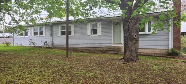 Building Photo - 300 Quinton-Marlboro Rd
