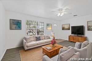 Foto del edificio - 3045 Pine Valley Dr