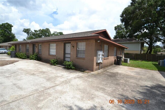 Foto del edificio - 409 Big Cedar Way