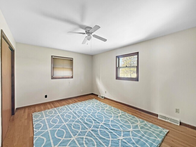 Foto del edificio - 432 Summer Dr