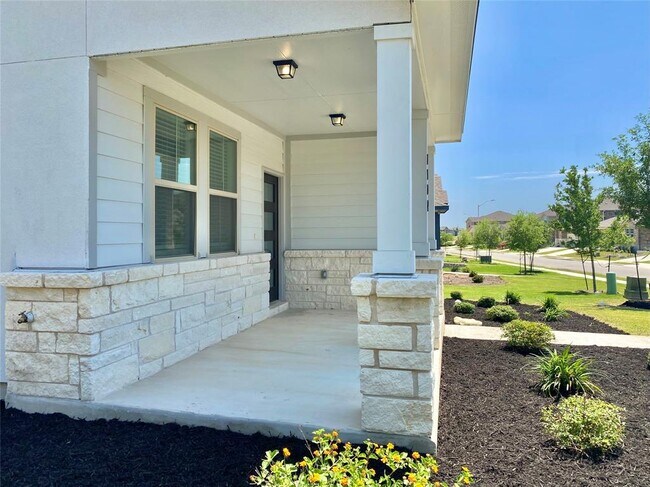 Foto del edificio - 1509 Longhorn Ranch Dr