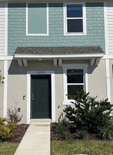 Building Photo - 3068 Skyline Lp