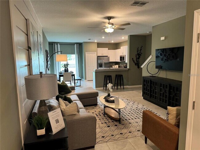 Foto del edificio - 6071 Acara Ln