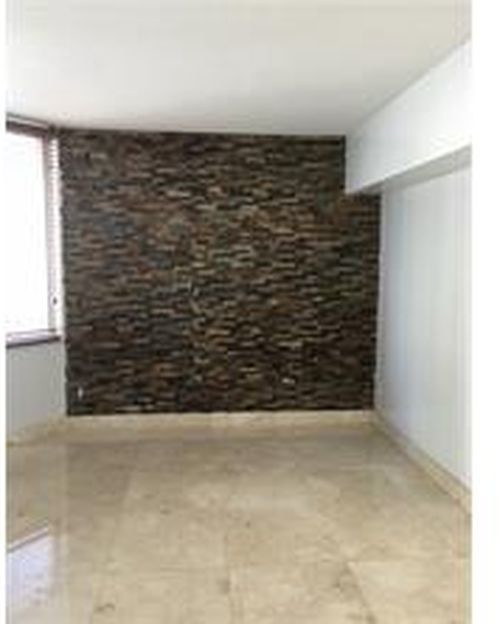 Foto del edificio - 325 S Biscayne Blvd