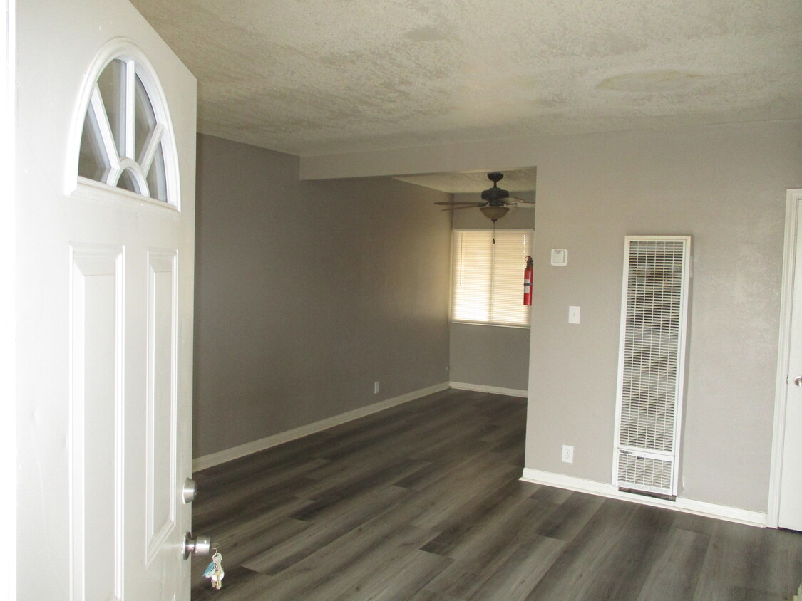 Foto principal - 333 N Gold Canyon St