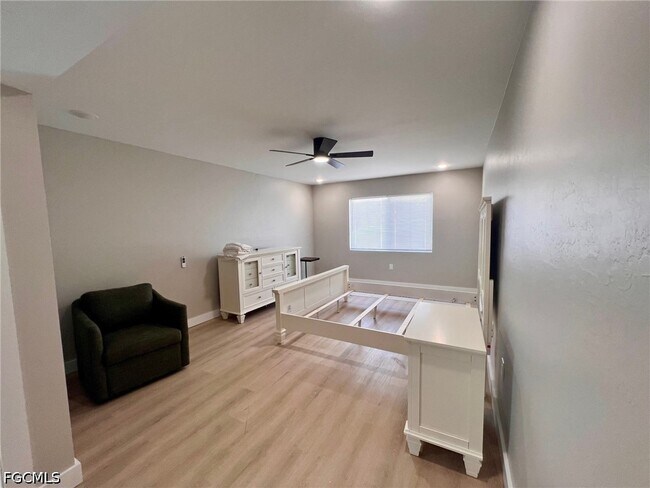 Foto del edificio - 4102 SE 19th Pl