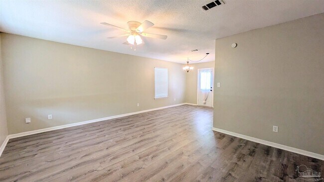 Building Photo - 3212 Cornell Dr