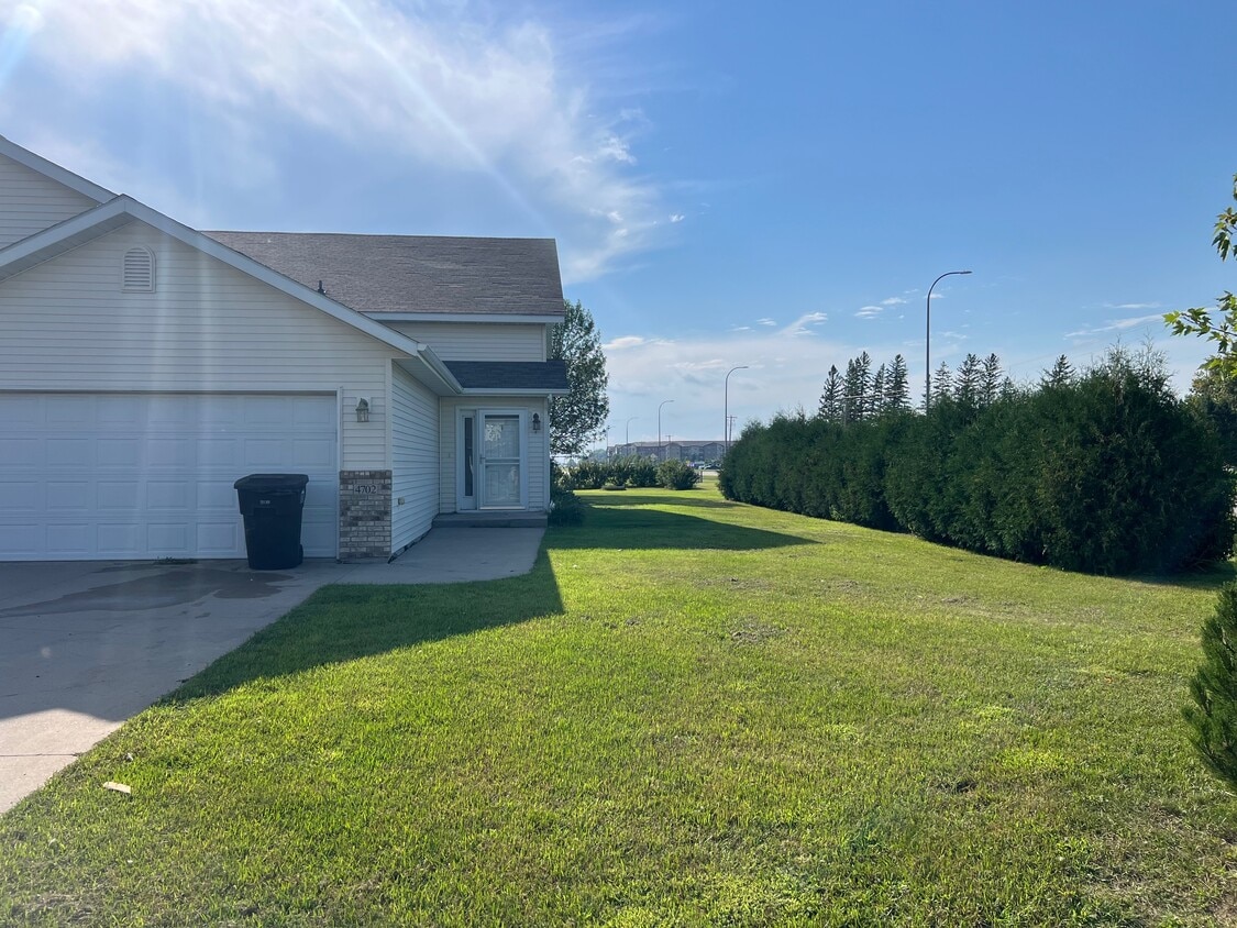 Primary Photo - 4702 Curran Ct