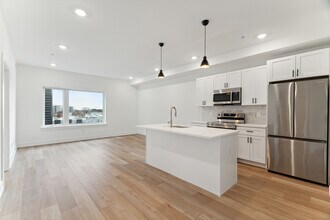 The Crown on Leland photo'