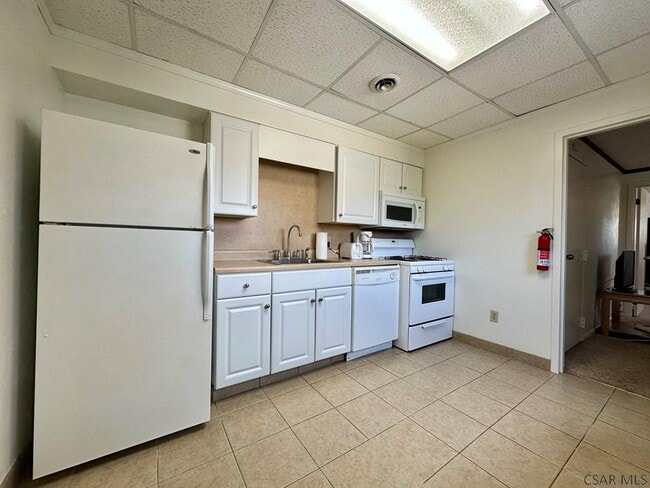 Building Photo - 907 Old Scalp Ave