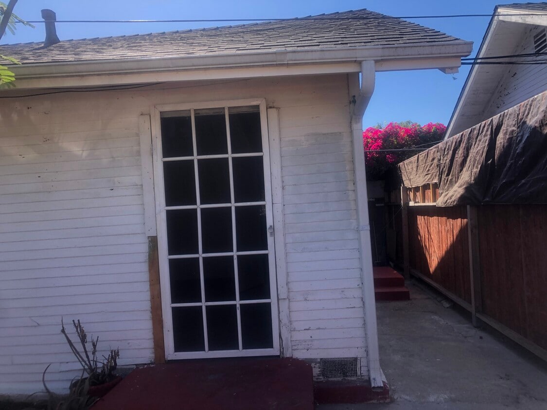 Primary Photo - 1628 254th St