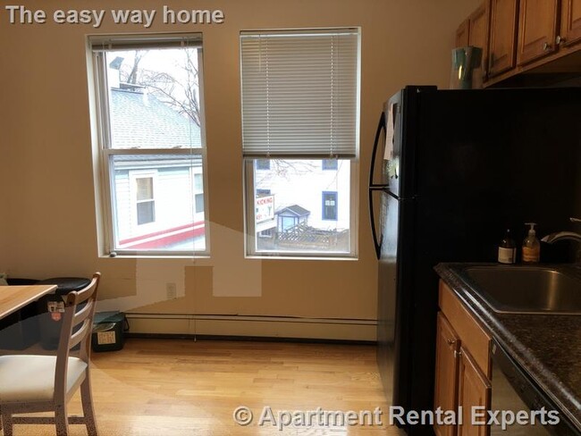 Foto del edificio - Cambridgeport 3 Bedroom Fully Renovated- H...