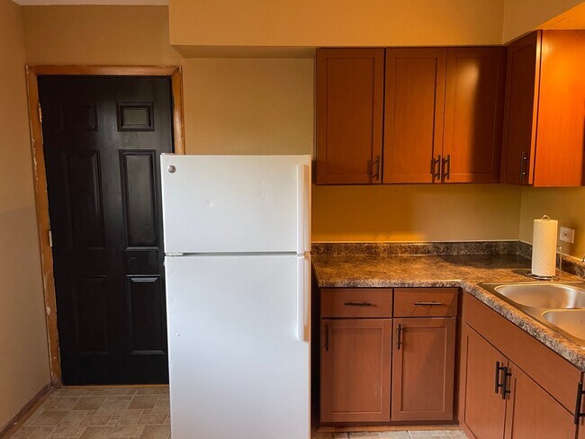Foto del edificio - 2204 W 123rd St