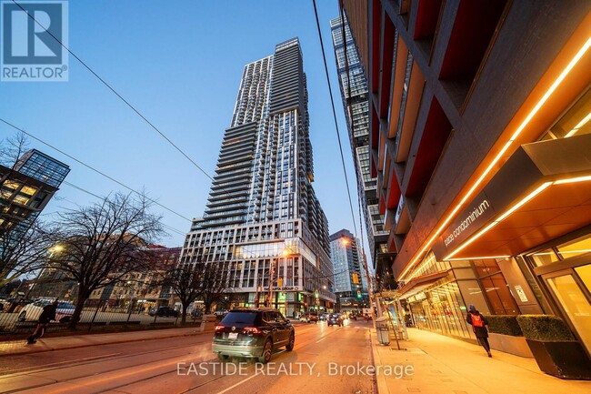 Building Photo - 251-2251 Jarvis St