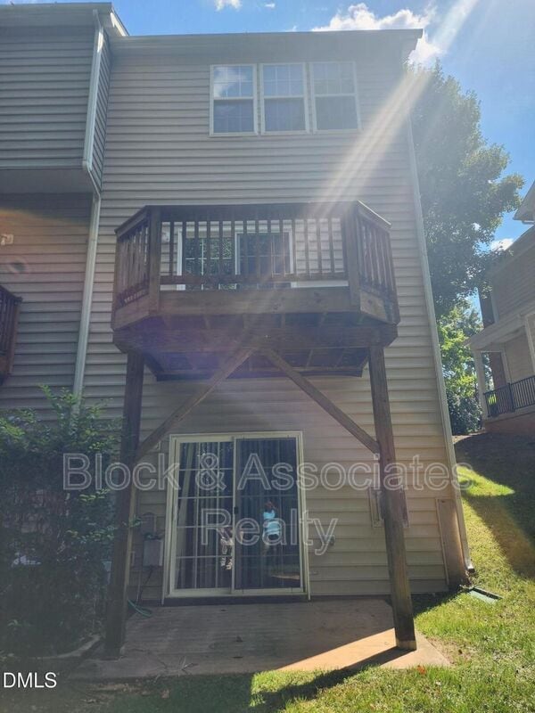 Building Photo - 642 Cupola Dr