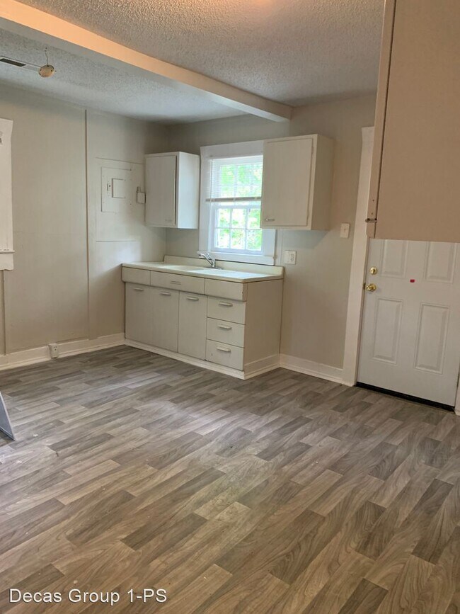 Building Photo - 2 br, 1 bath House - 2604 Avenue L Ensley