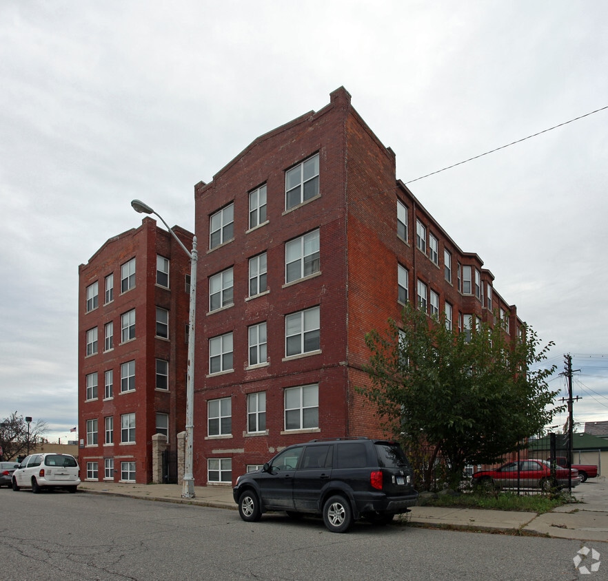 Building View - Corktown/Victor Attar Apartments