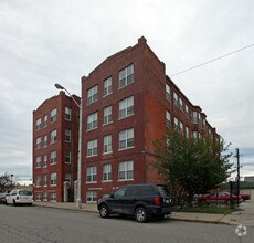 Building Photo - The Forefront Detroit