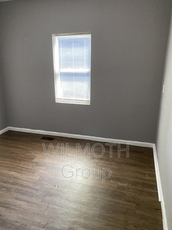 Foto del edificio - 1129 N Rural St