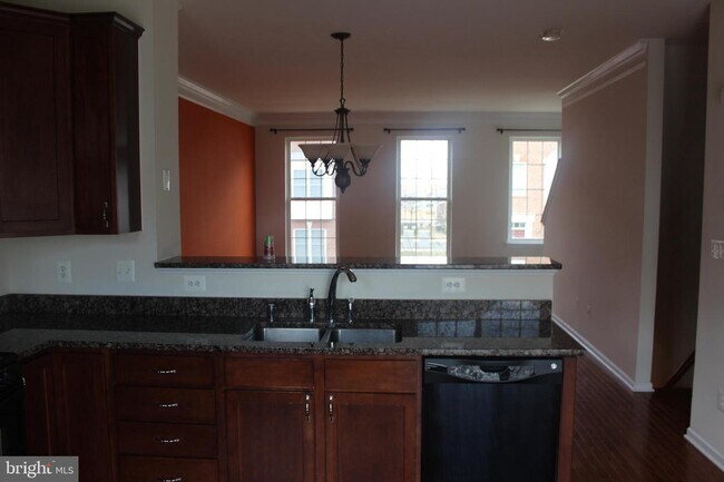 Foto del edificio - 42909 Pamplin Terrace