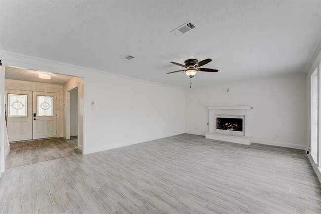 Foto del edificio - 560 Landfall Ln