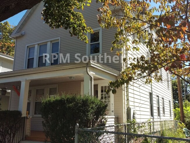 Building Photo - Court 48-2