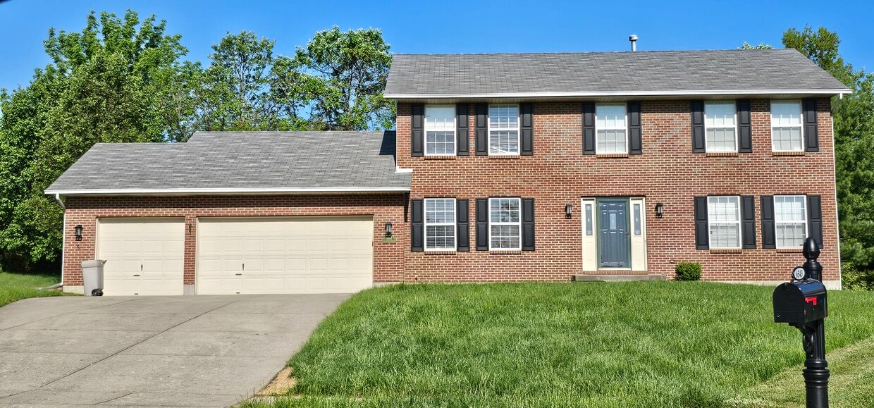 Foto principal - 6553 Clearview Lake Dr