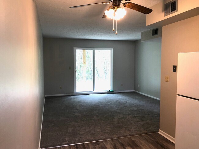 Foto del edificio - 1726 NW Pine Rd