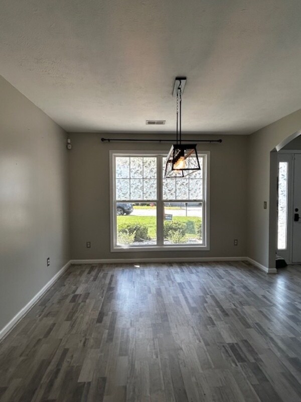 Foto del edificio - 368 Peppercorn Ln