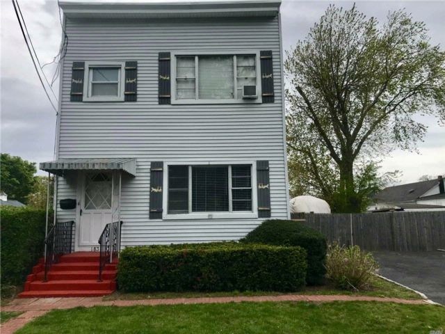 Primary Photo - 845 S Wellwood Ave