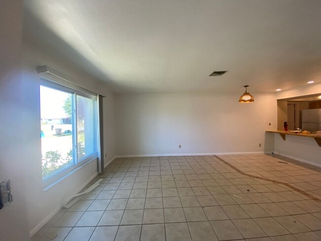 Photo - 3223-3225 SW Santa Barbara Pl Apartment