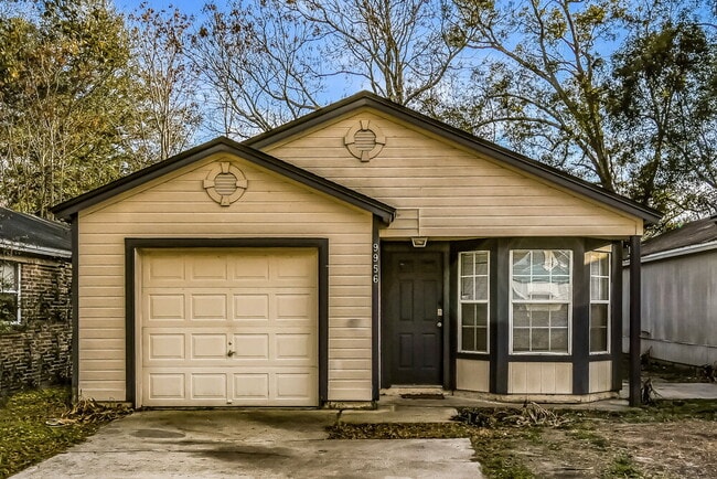 Building Photo - 9956 Somerset Grove Ln