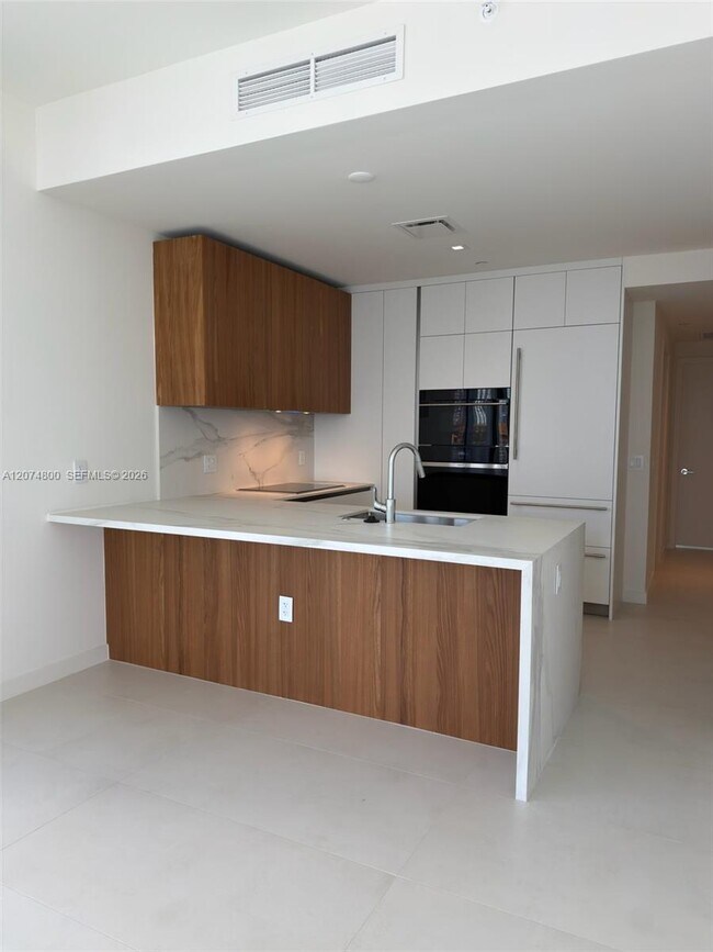 Foto del edificio - 1400 Biscayne Blvd
