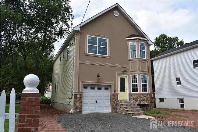 Foto del edificio - 57 Ray St