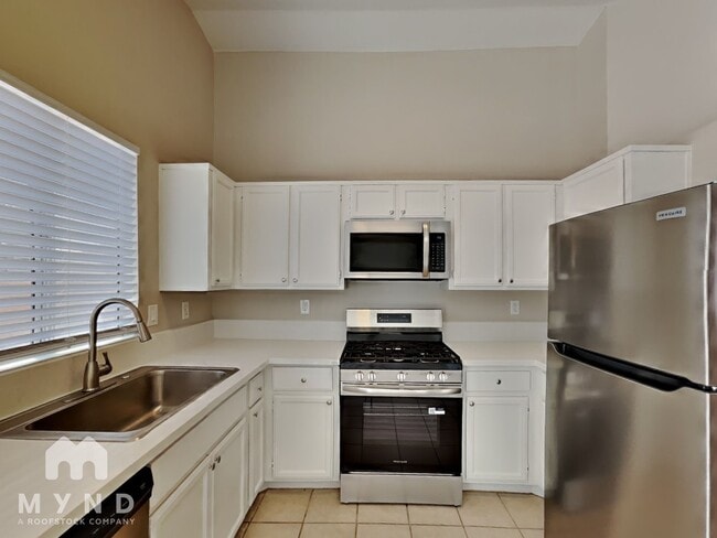 Building Photo - 8225 Cactus Root Ct