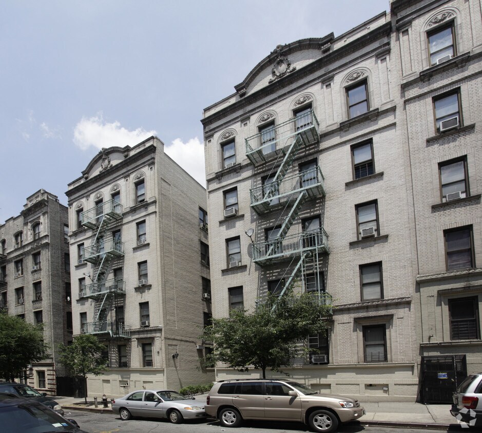647 CON 172nd St - 647 W 172nd St