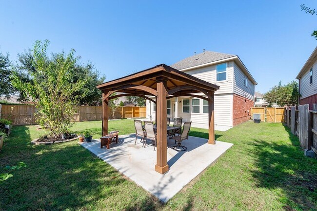 Foto del edificio - 6402 Addlestone Ridge Ln