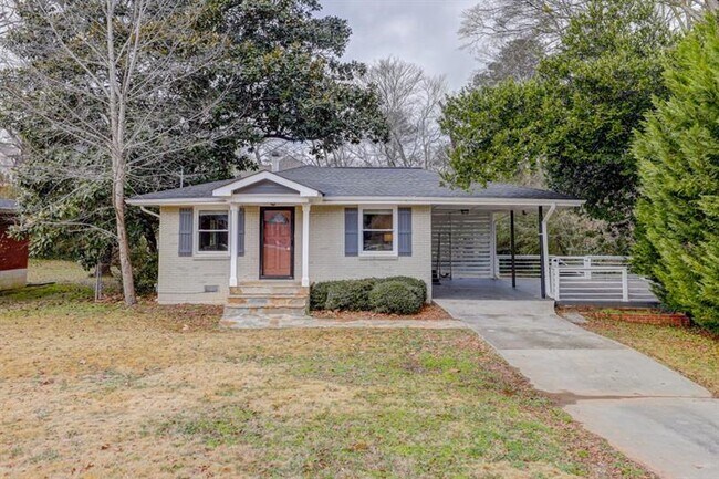 Foto del edificio - 2316 Poplar Springs Dr NE