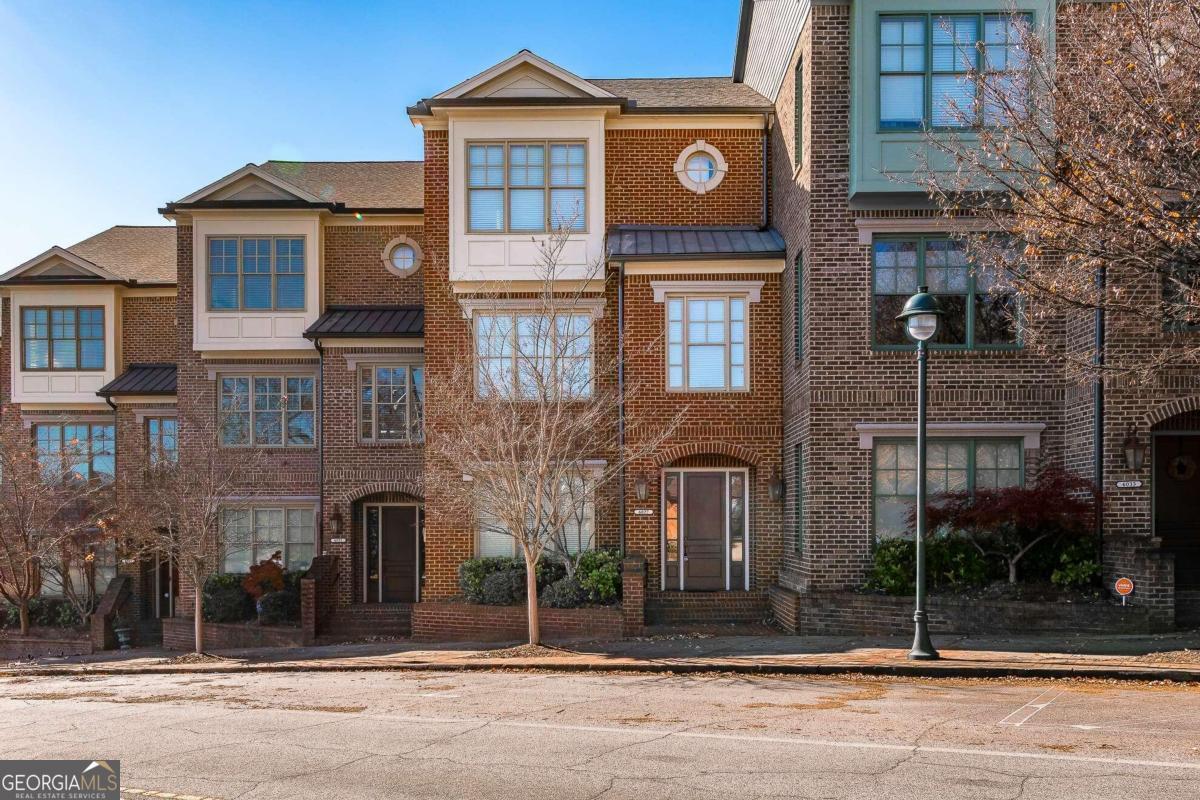 Foto principal - 6027 City Walk Ln