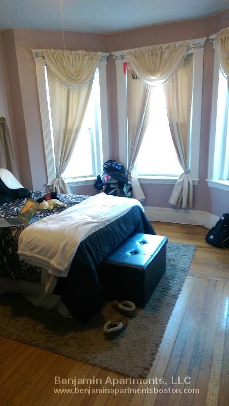 Foto del edificio - 463 Park Dr