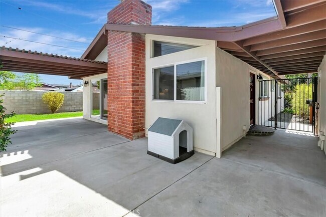Foto del edificio - 1522 Robin Rd