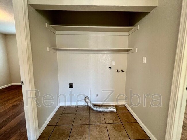 Foto del edificio - 918 Vermont Ave