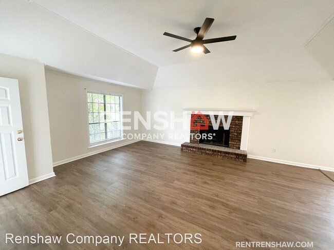 Building Photo - 3 br, 2 bath House - 5850 Pecan Trace